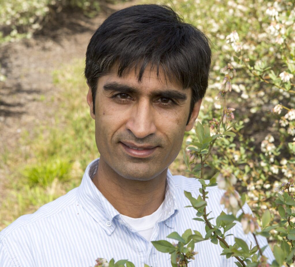 Ashfaq Sial's headshot.